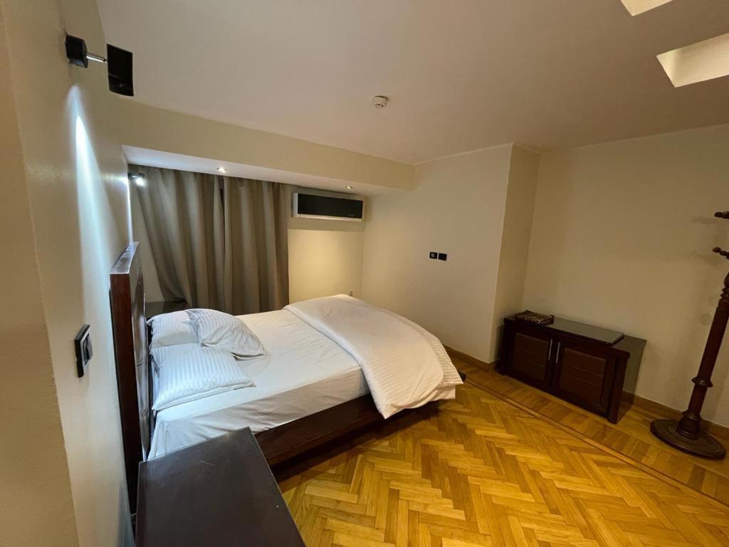 Tohfa Luxury Apartment