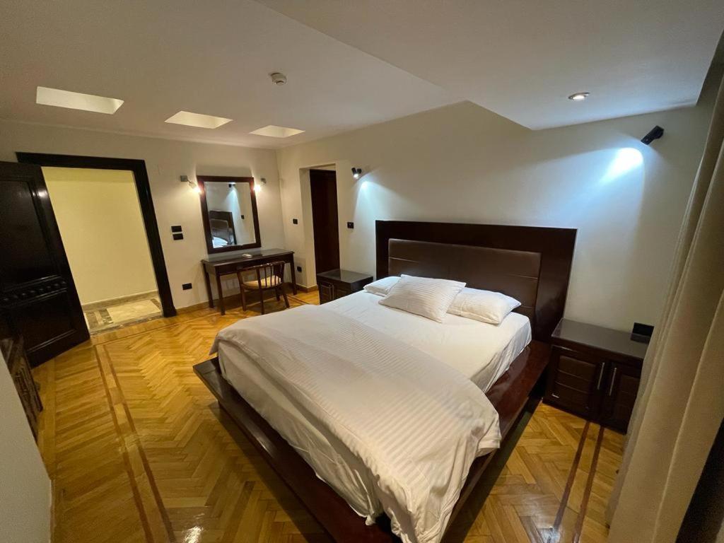 Tohfa Luxury Apartment *