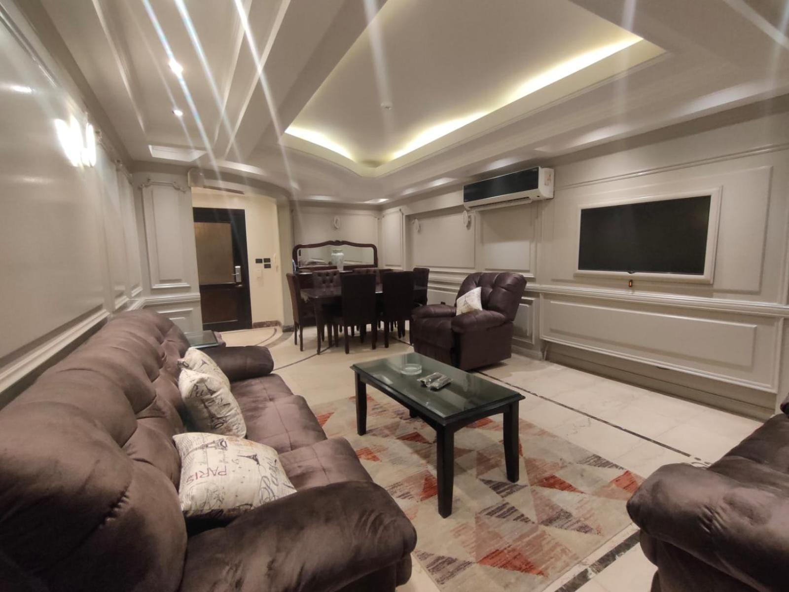 Tohfa Luxury Апартаменти *