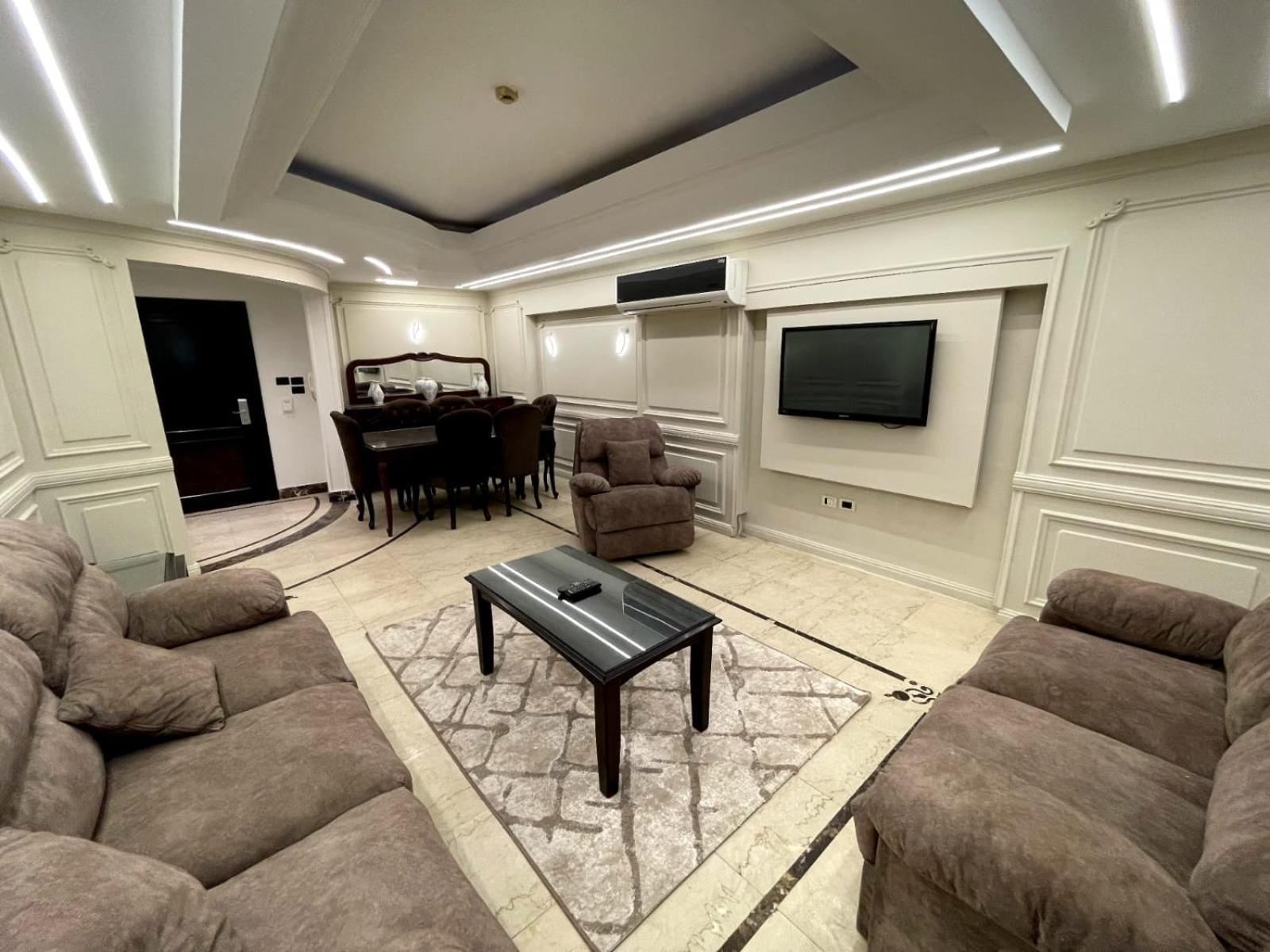 Апартаменти Tohfa Luxury