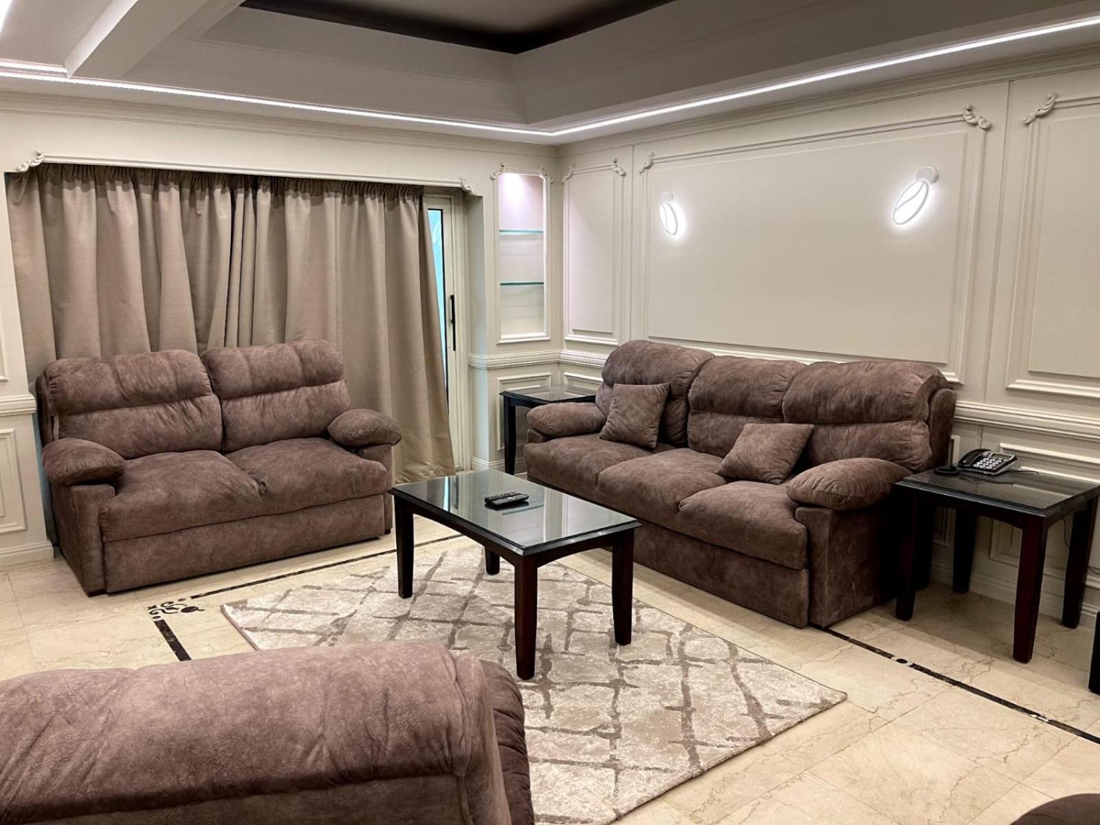 Tohfa Luxury Апартаменти