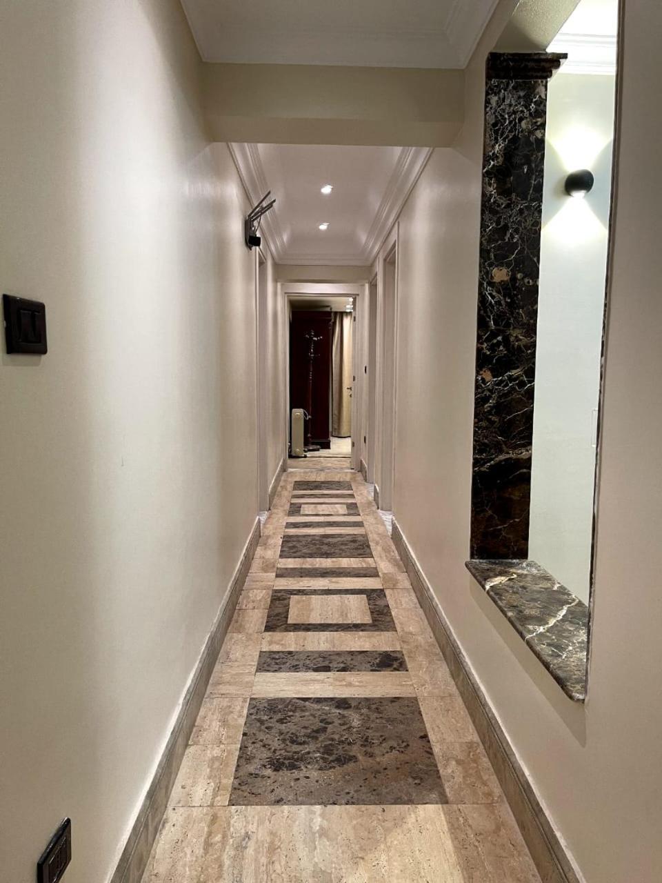 Апартаменти Tohfa Luxury Каїр